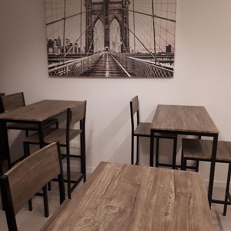 Soleluna Fiera 6 Rooms Bologna Eksteriør billede